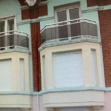 En Bord De Mer Avec Veranda Et Cour Privative, 2 Chambres, Pour 5/6 Personnes, - Fr-1-730-17 *